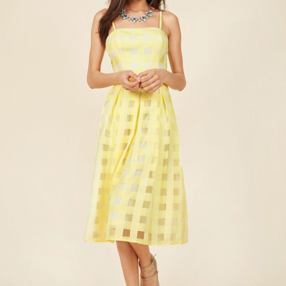 Lace and Mesh yellow medium swing dress Modcloth